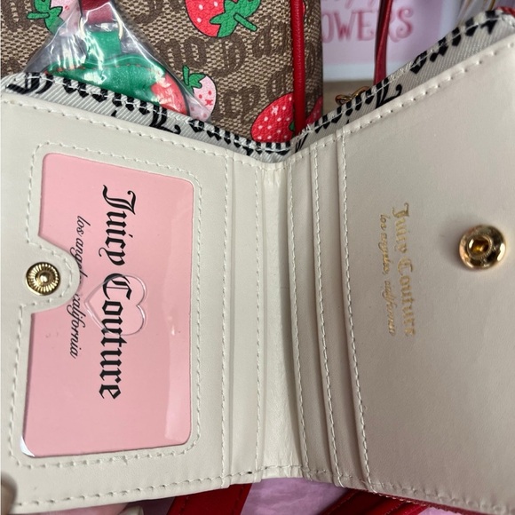 Viral Juicy Couture Strawberry “Freshly Picked” satchel and wallet - Picture 6 of 7